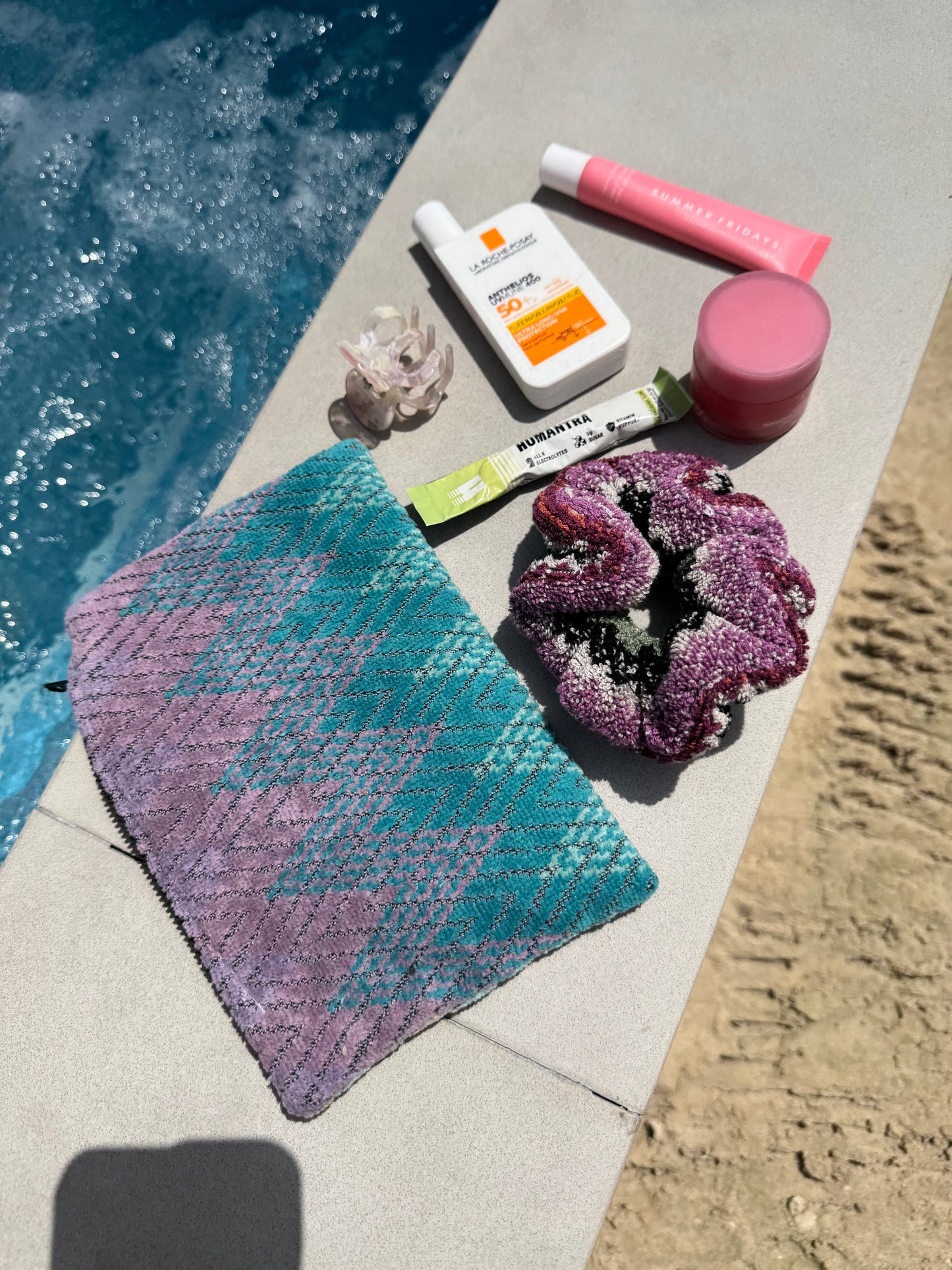 The Petite Pouch
