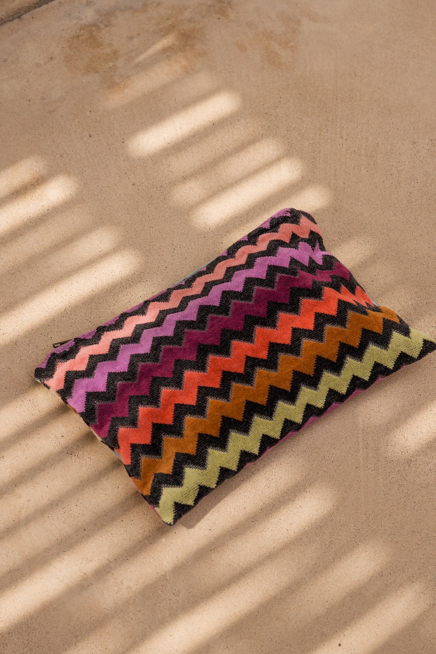 The Petite Pouch