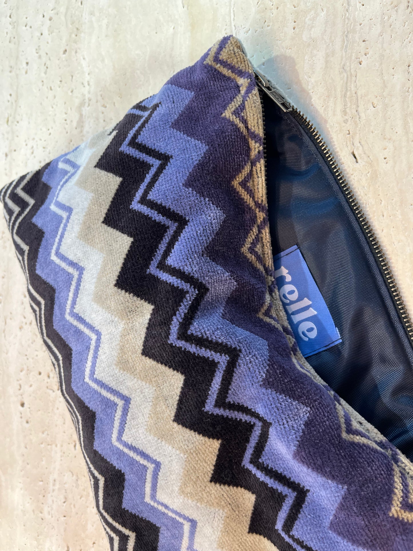 The Petite Pouch